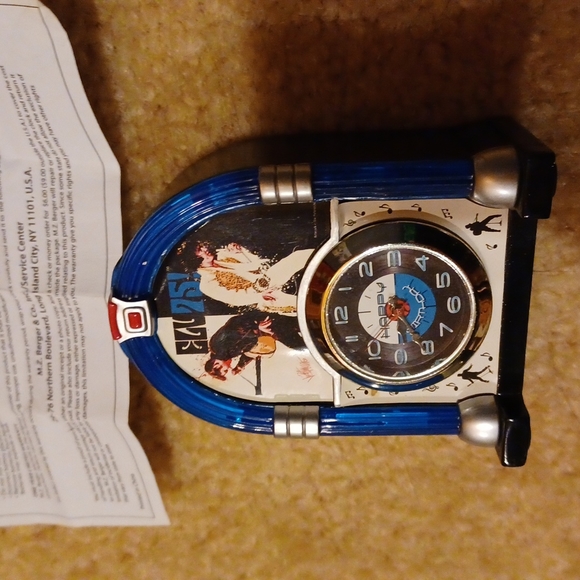 BNNT Display ELVIS mini jukebox clock - Picture 2 of 6